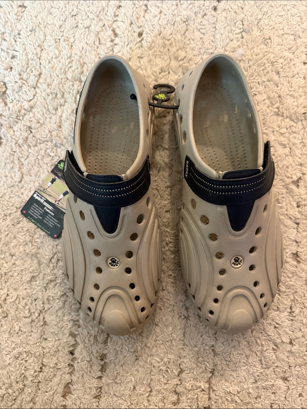 NWT Dawgs Golf Spirit Lightweight Women’s Golf Shoes with Adjustable Strap